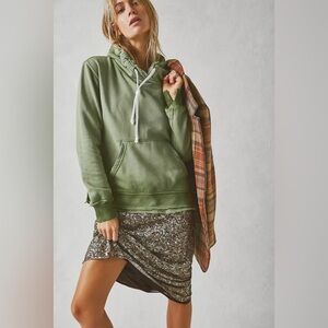 FREE PEOPLE | ✨NEW✨ Zuma Hooded Sweatshirt in Moss